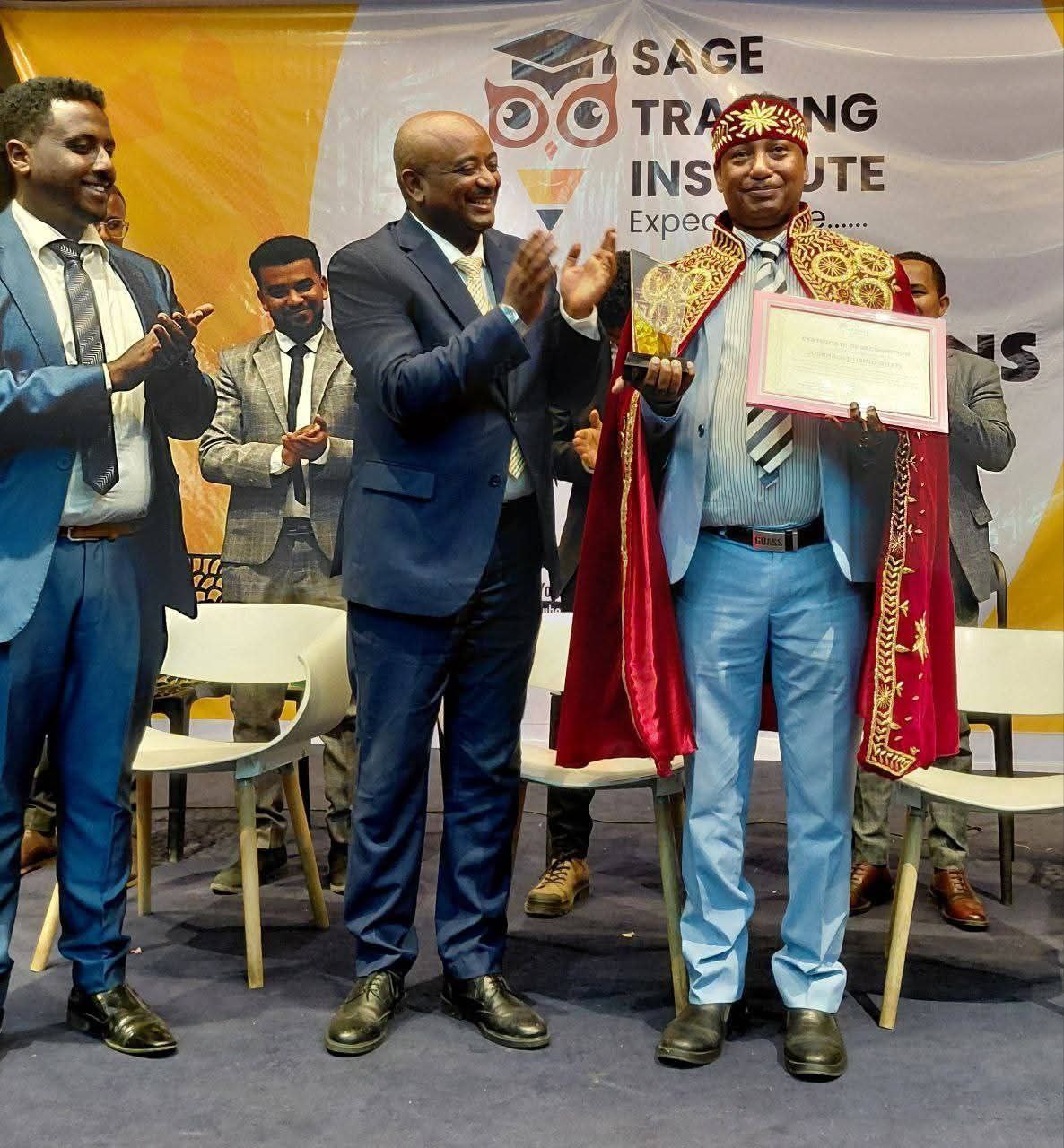 ጋዜጠኛ ጥበቡ በለጠ እውቅና አግኝተዋል