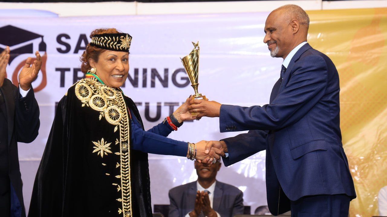 የሴጅ ማሰልጠኛ ኢንስቲትዩት ለፋይናንስ ባለሙያዋ ብሩታዊት ዳዊት የክብር ዕውቅና ሰጠ